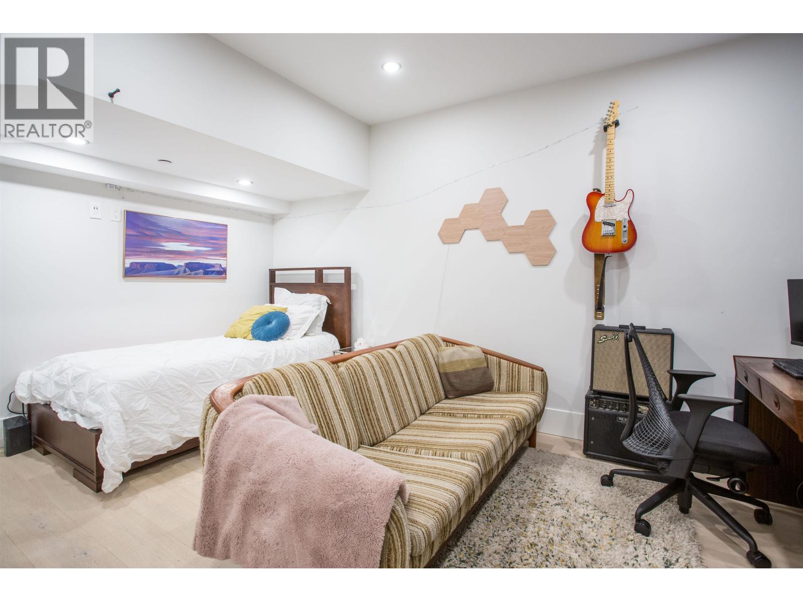 Listing Picture 25 of 38 : 2 1152 COMOX STREET, Vancouver / 溫哥華 - 魯藝地產 Yvonne Lu Group - MLS Medallion Club Member