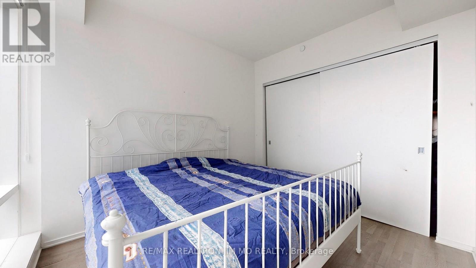 1712 - 1 Bloor Street E, Toronto, Ontario  M4W 1A9 - Photo 15 - C12675894