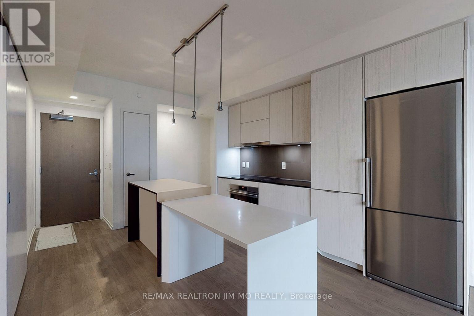 1712 - 1 Bloor Street E, Toronto, Ontario  M4W 1A9 - Photo 4 - C12675894