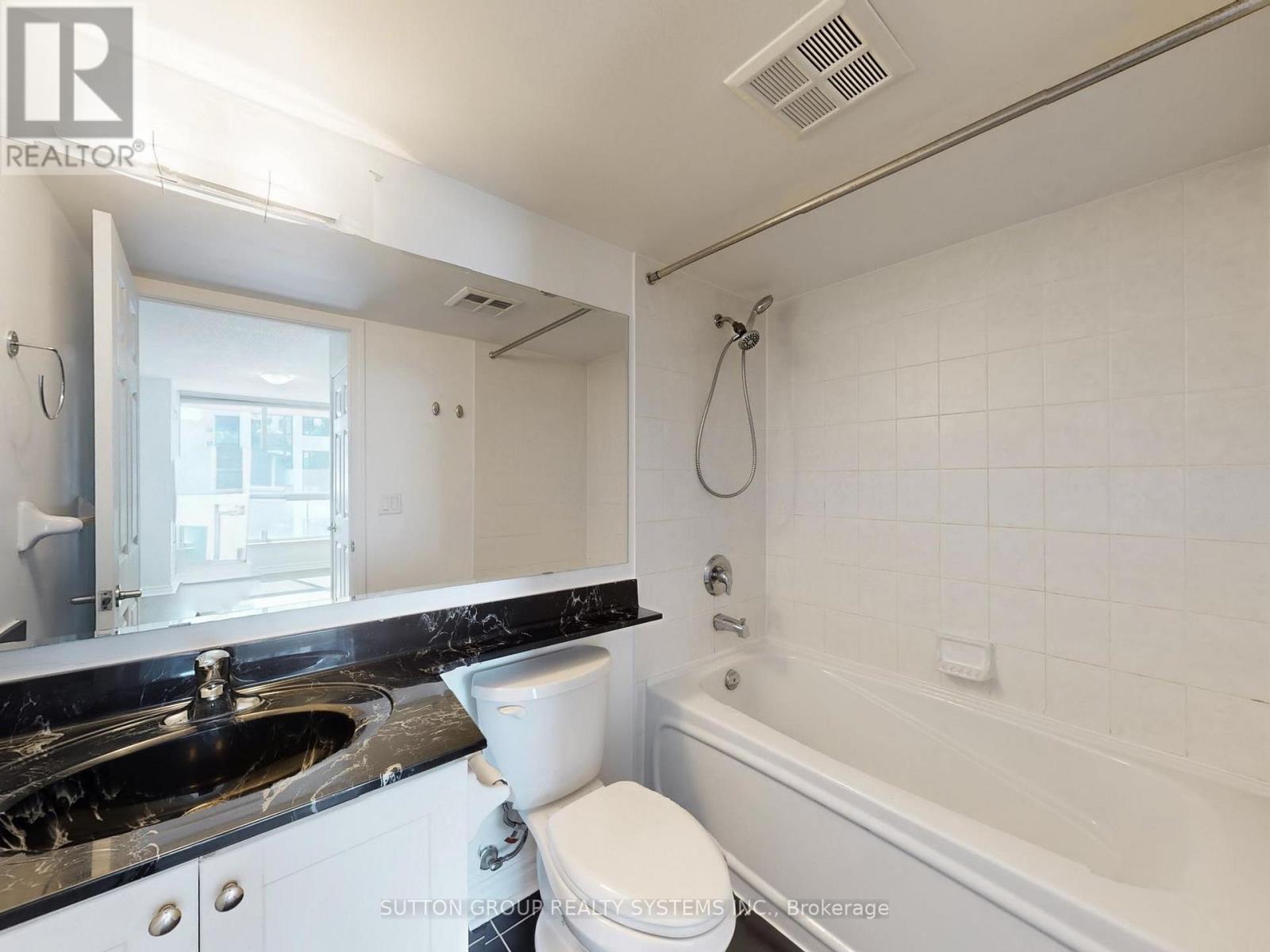 1507 - 70 High Park Avenue, Toronto, Ontario  M6P 1A1 - Photo 12 - W12751618