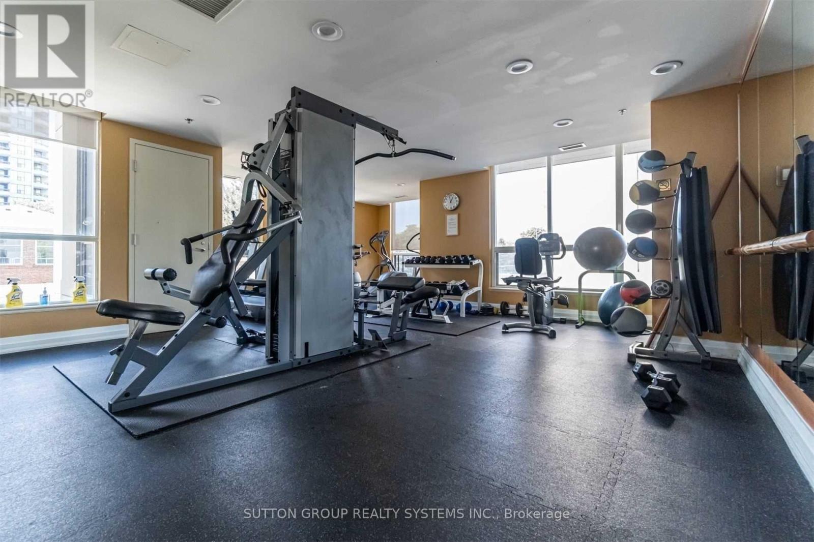 1507 - 70 High Park Avenue, Toronto, Ontario  M6P 1A1 - Photo 18 - W12751618