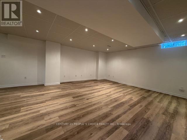 2944 Westbury Court S, Mississauga, Ontario  L5M 6B2 - Photo 22 - W12751624