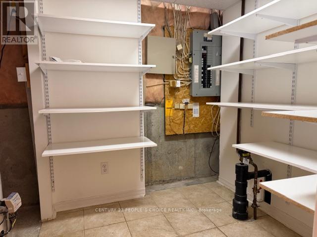 2944 Westbury Court S, Mississauga, Ontario  L5M 6B2 - Photo 25 - W12751624