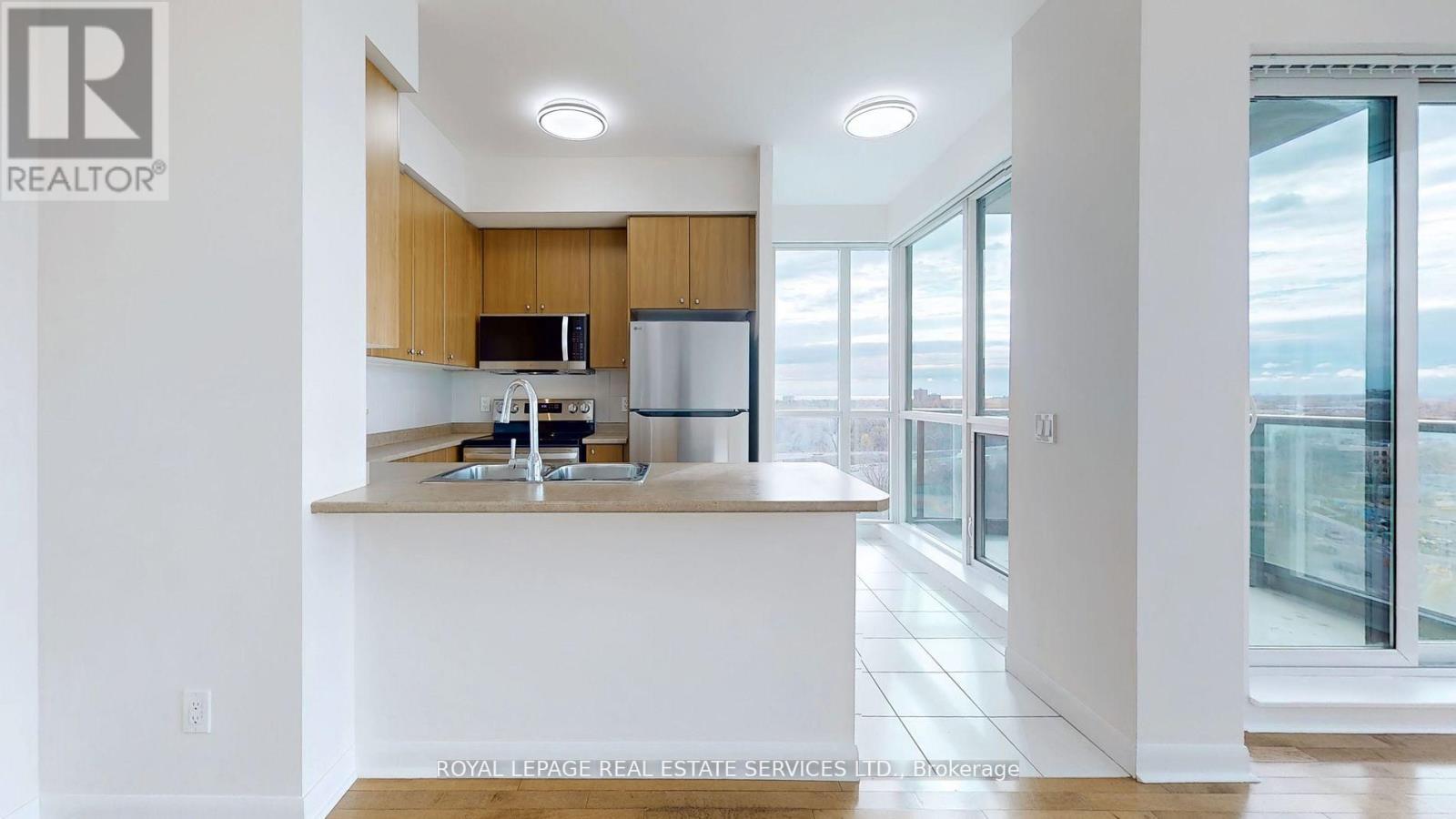 1209 - 225 Sherway Gardens Road, Toronto, Ontario  M9C 0A3 - Photo 11 - W12751650