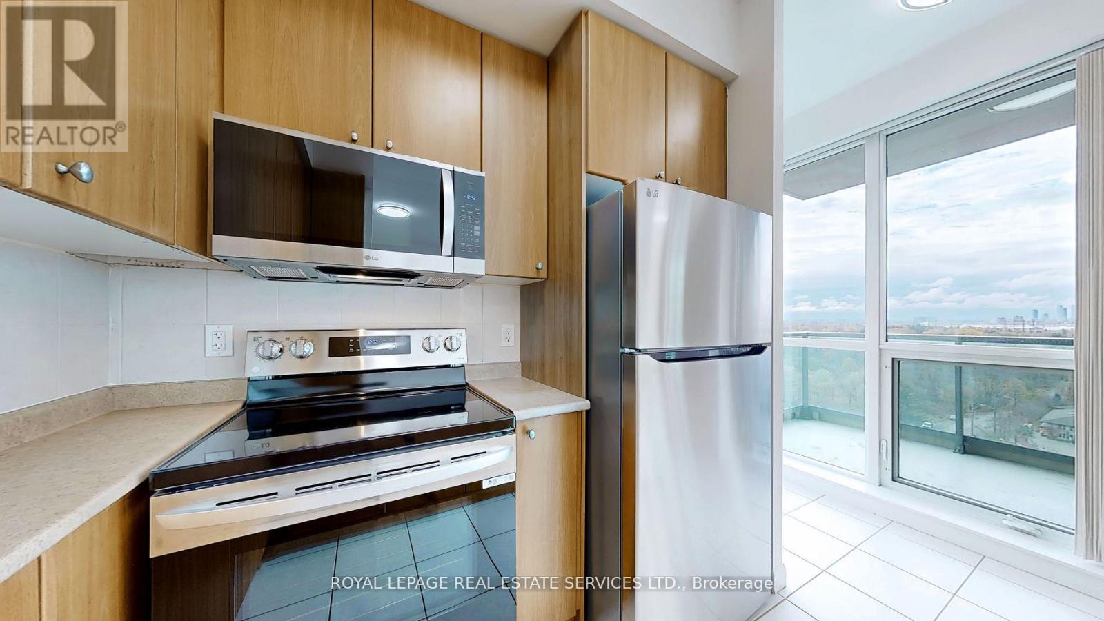 1209 - 225 Sherway Gardens Road, Toronto, Ontario  M9C 0A3 - Photo 13 - W12751650