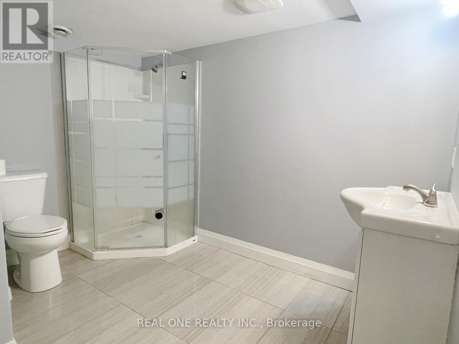 Basement - 1074 Upper Sherman Avenue, Hamilton, Ontario  L8V 3N5 - Photo 10 - X12746768