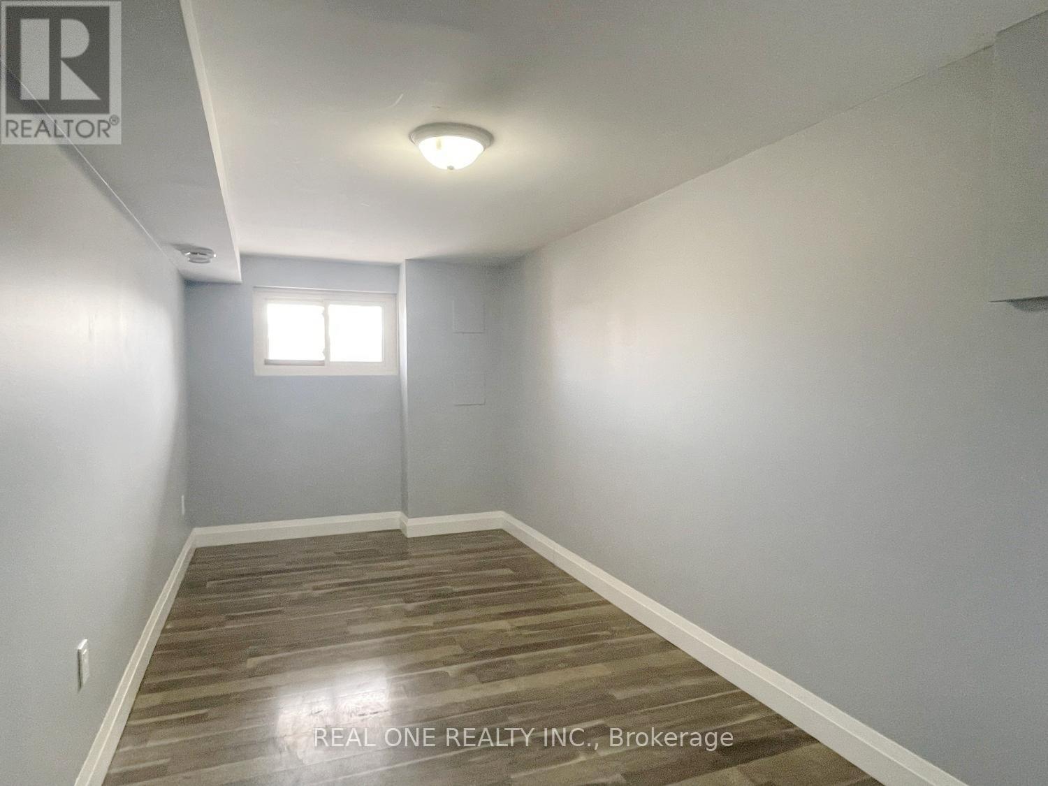 Basement - 1074 Upper Sherman Avenue, Hamilton, Ontario  L8V 3N5 - Photo 8 - X12746768