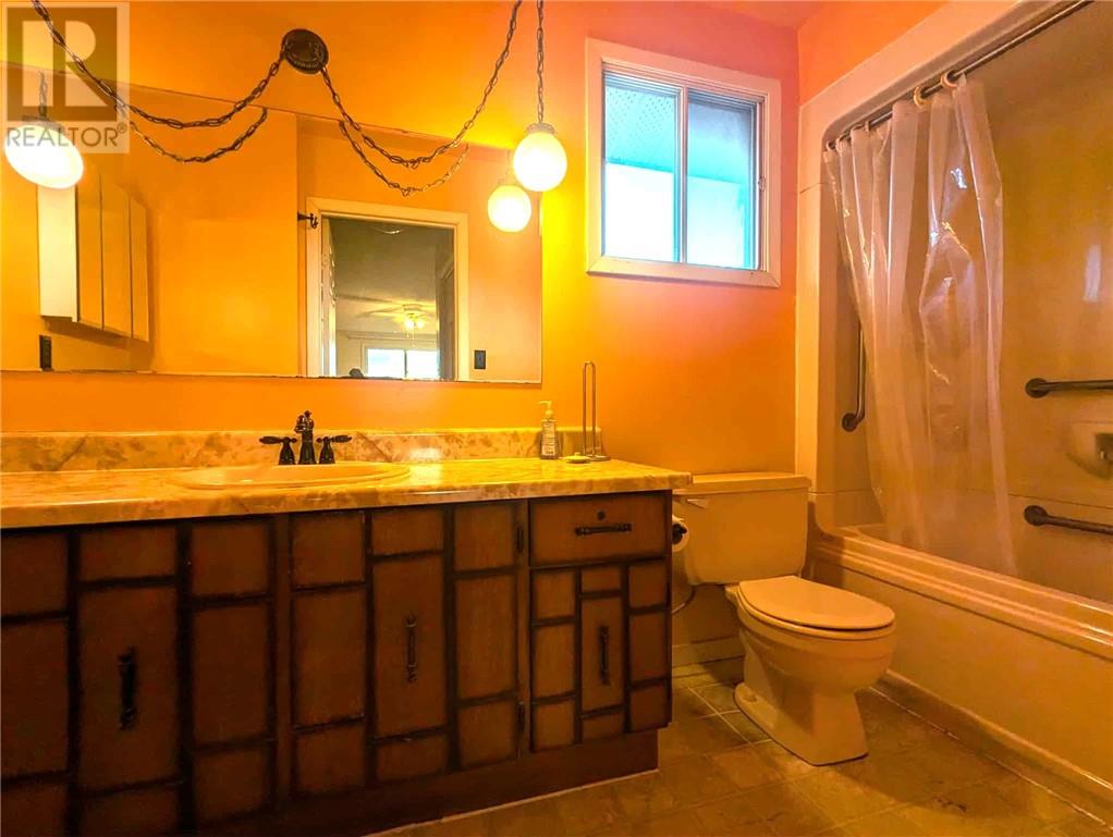 1424 Ramsey Lake Rd, Sudbury, Ontario  P3E 6J1 - Photo 27 - 2126283