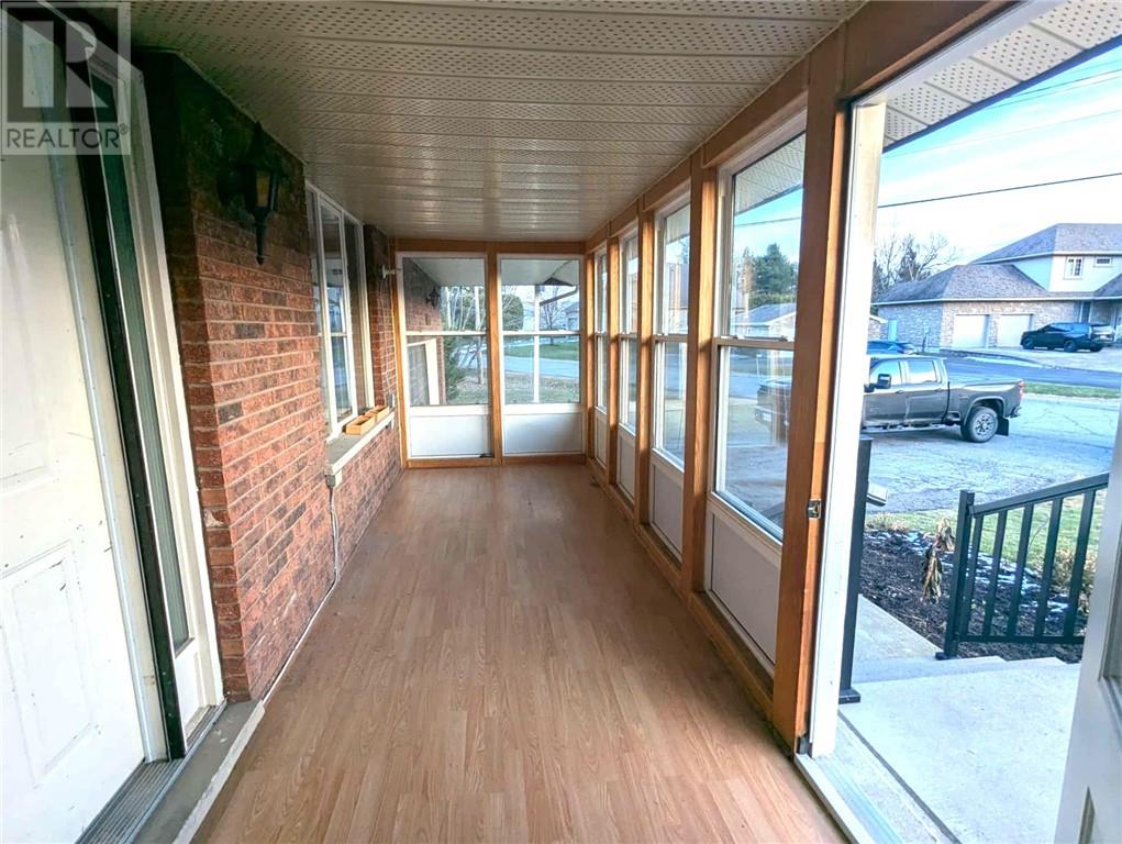 1424 Ramsey Lake Rd, Sudbury, Ontario  P3E 6J1 - Photo 4 - 2126283