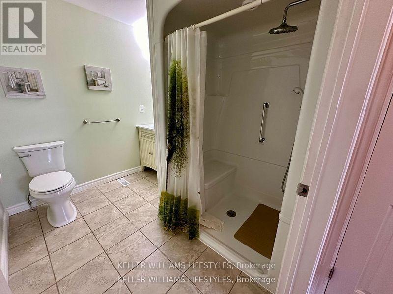 B - 1200 Hamilton Road E, London East, Ontario  N5Y 1A9 - Photo 9 - X12748752