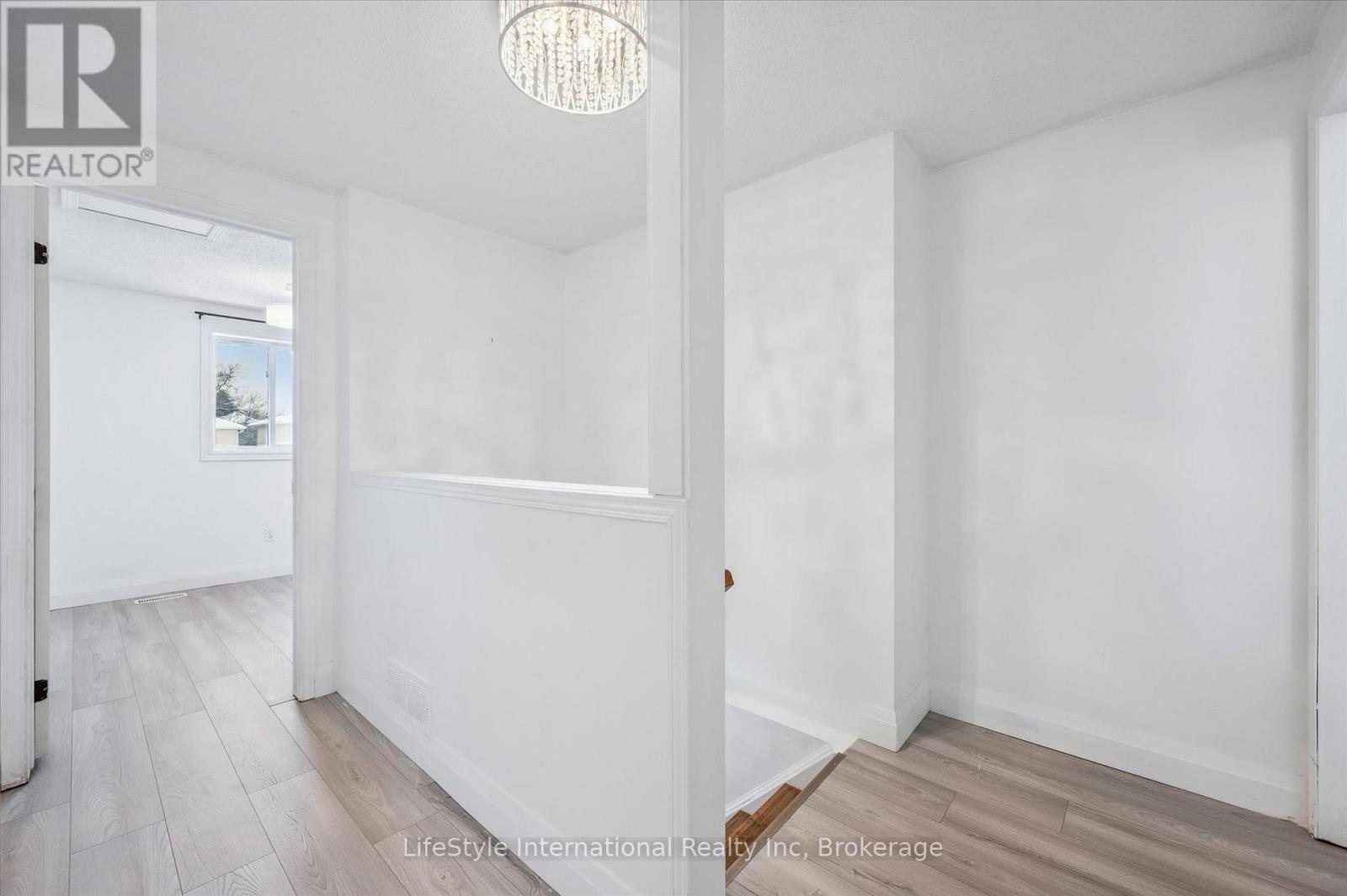 5 Troy Crescent, Guelph, Ontario  N1E 6W7 - Photo 17 - X12751660