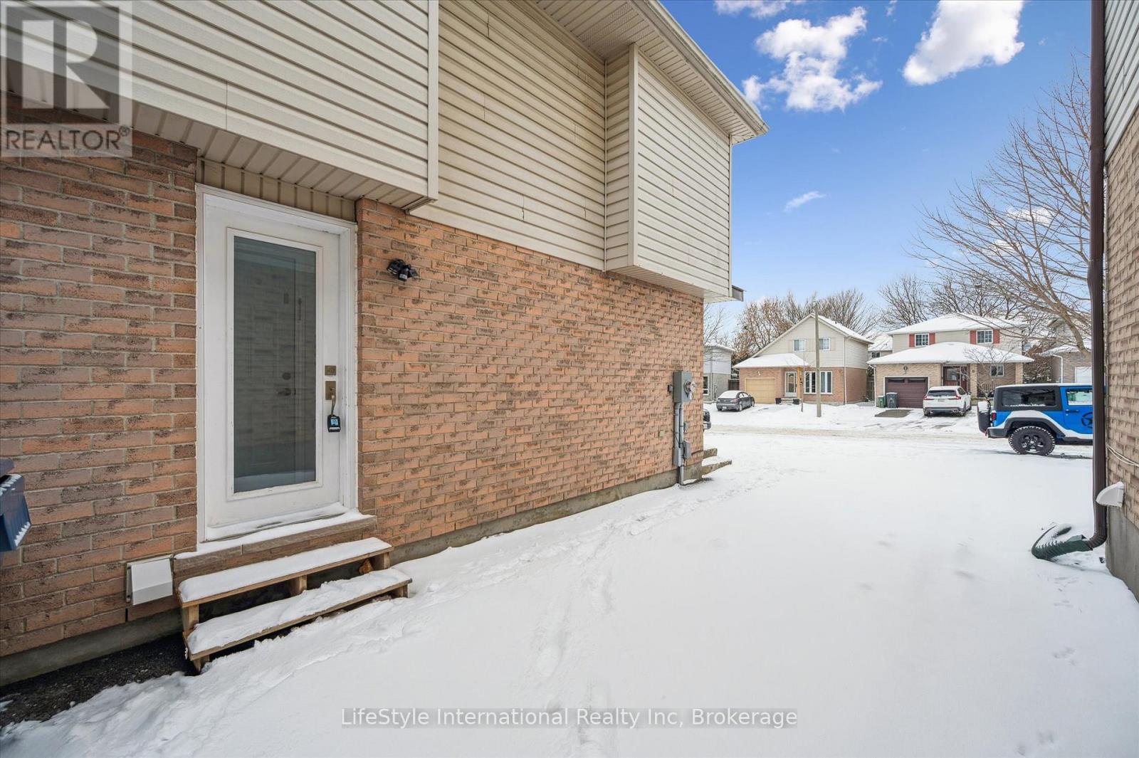 5 Troy Crescent, Guelph, Ontario  N1E 6W7 - Photo 27 - X12751660