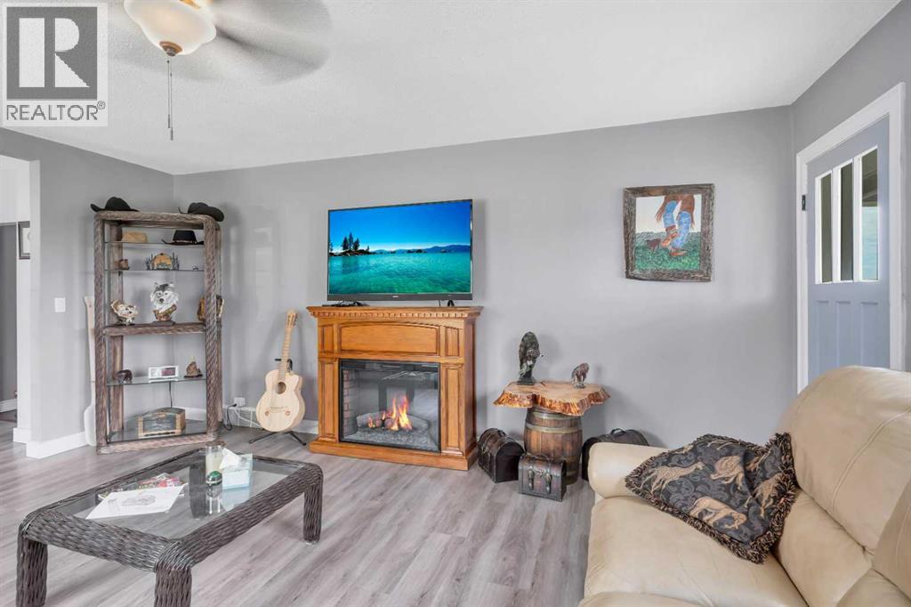 10, 6138 Highway 584, Rural Mountain View County, Alberta  T0M 1X0 - Photo 20 - A2242296