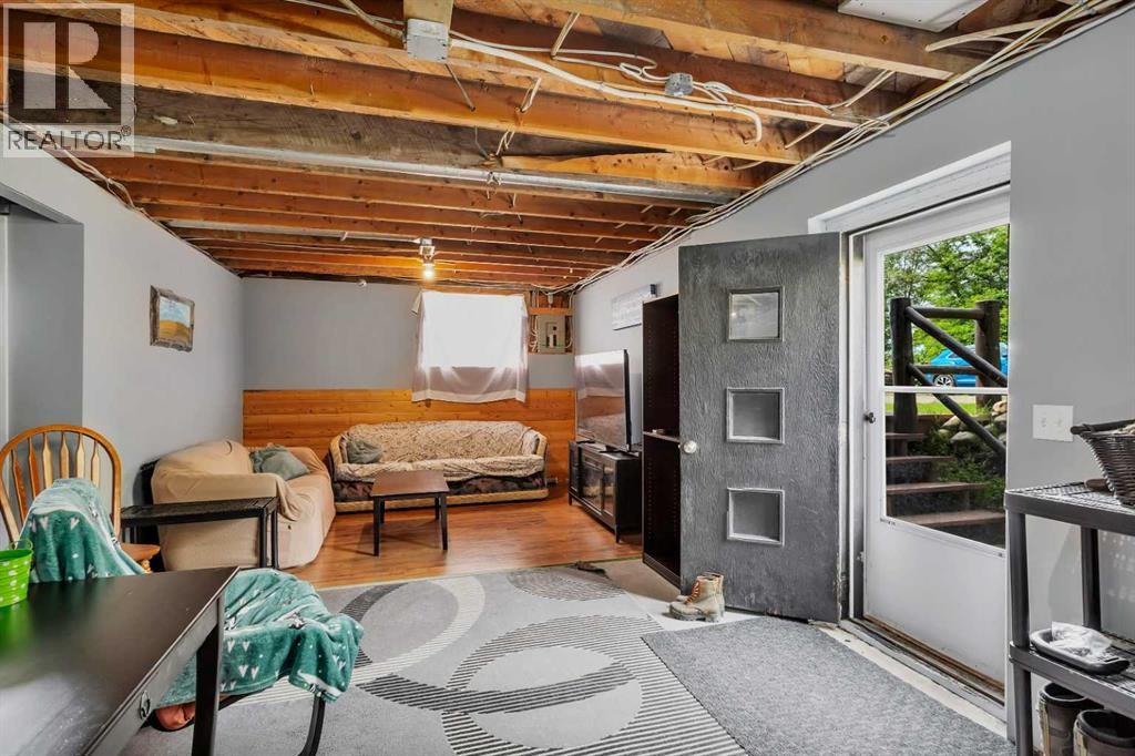 10, 6138 Highway 584, Rural Mountain View County, Alberta  T0M 1X0 - Photo 32 - A2242296