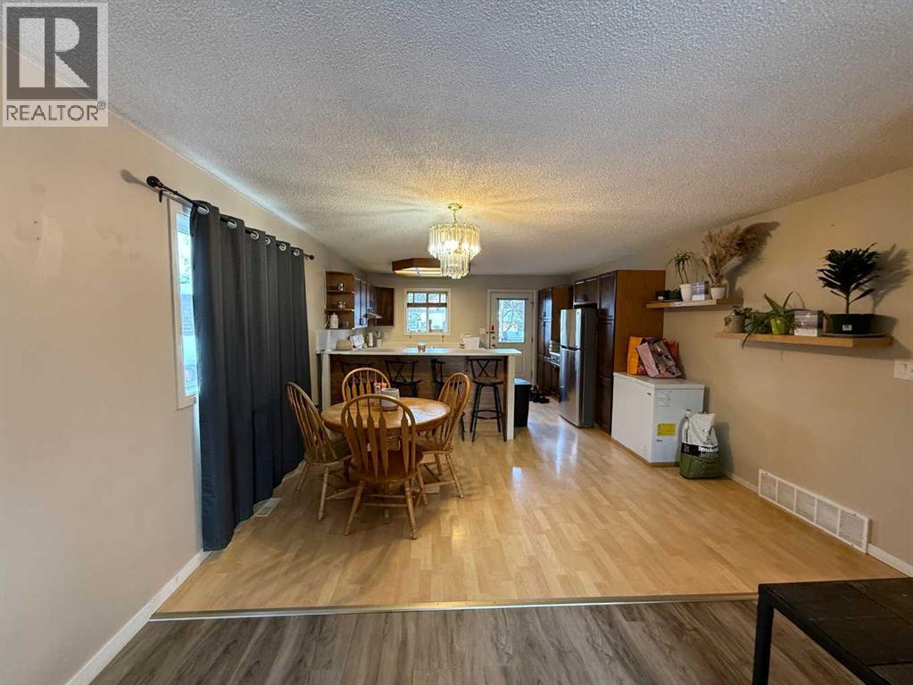 4810 16 Avenue, Edson, Alberta  T7E 1G3 - Photo 15 - A2248869