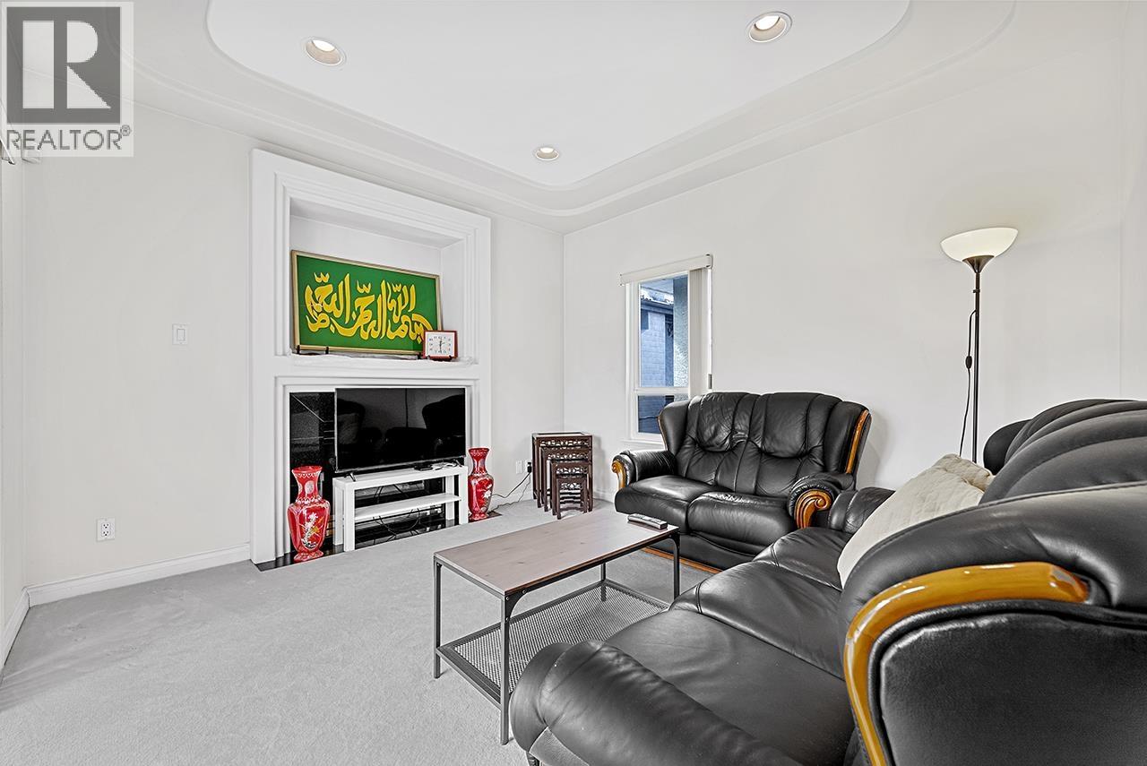 7362 Waverley Avenue, Burnaby, British Columbia  V5J 4A6 - Photo 6 - R3085712