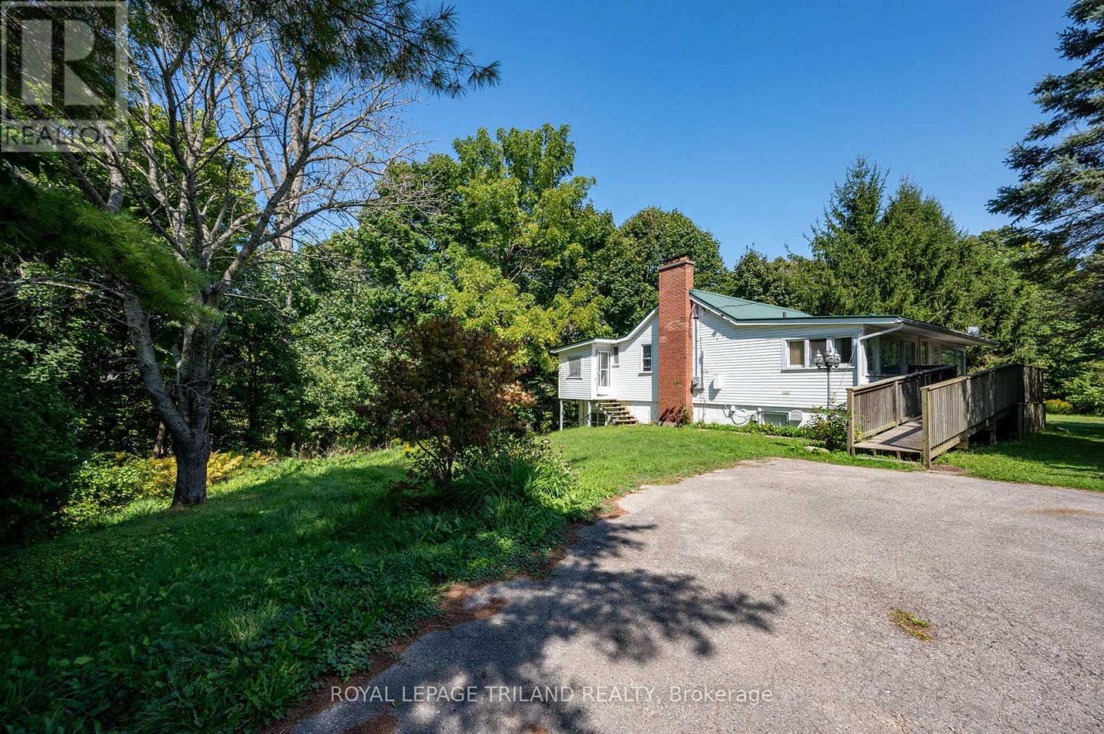 479 George Street, Central Elgin, Ontario  N5L 1H1 - Photo 3 - X12751666