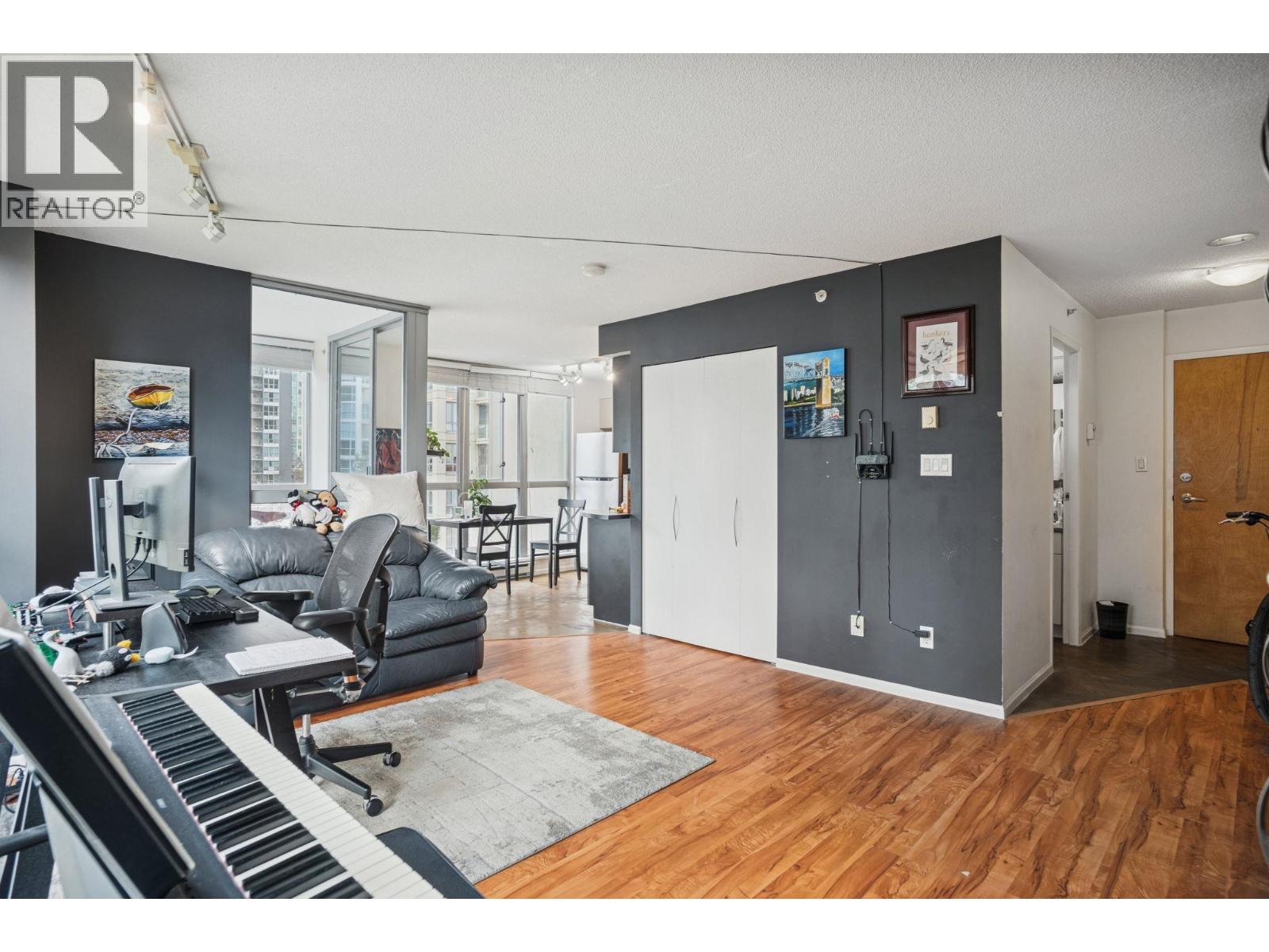 503 1238 Richards Street, Vancouver, British Columbia  V6B 6M6 - Photo 5 - R3085873