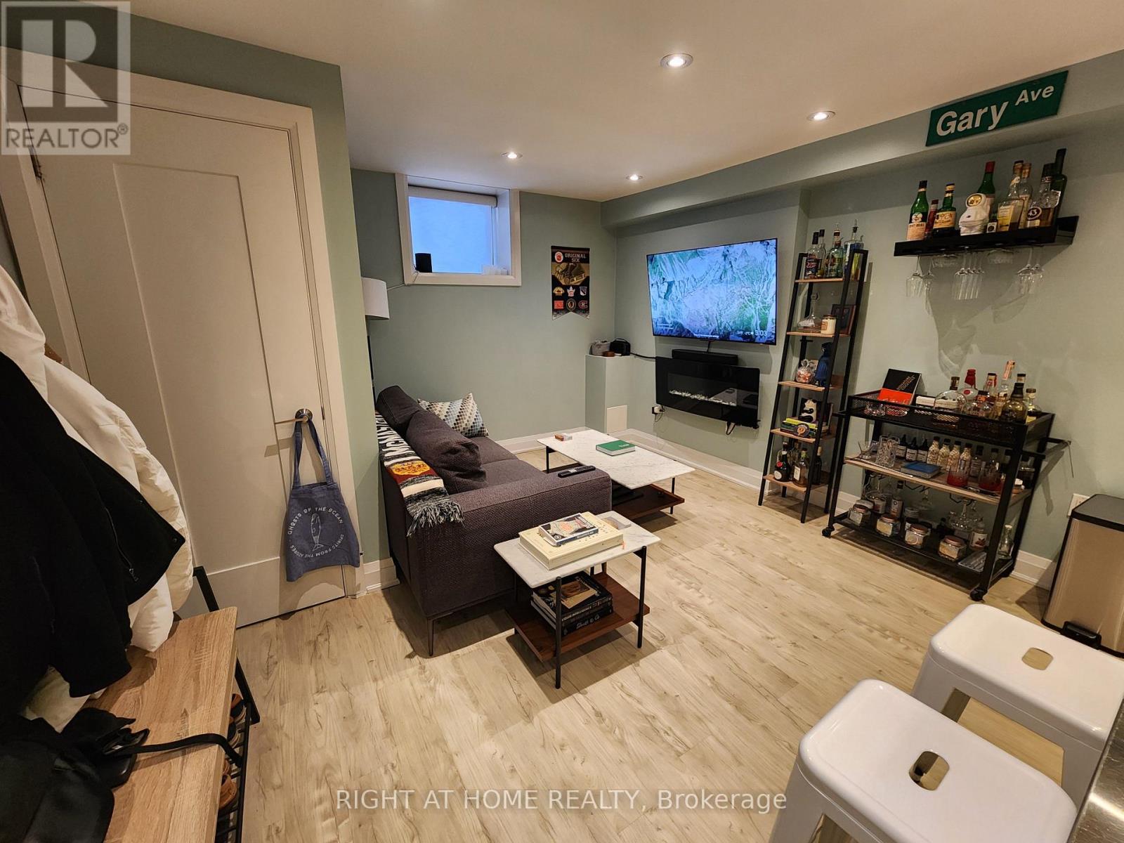 LOWER - 1017 BATHURST STREET, Toronto, Ontario