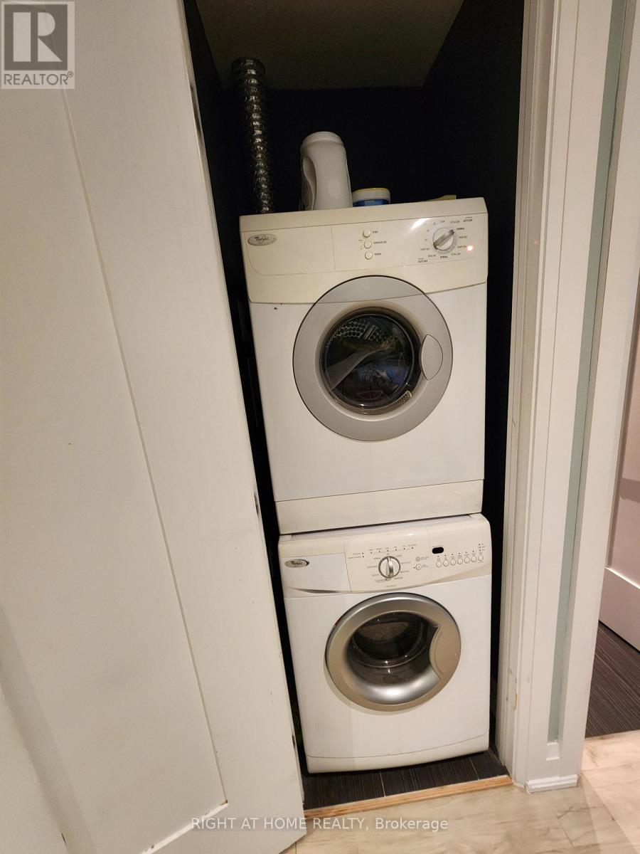 Lower - 1017 Bathurst Street, Toronto, Ontario  M5R 3G8 - Photo 11 - C12751676