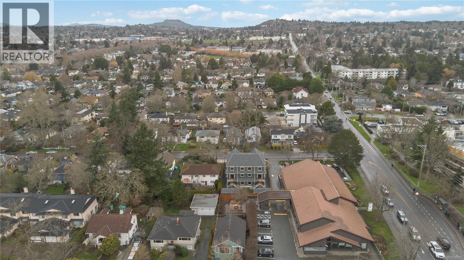 1 1789 Emerson St, Victoria, British Columbia  V8R 2C2 - Photo 26 - 1024920