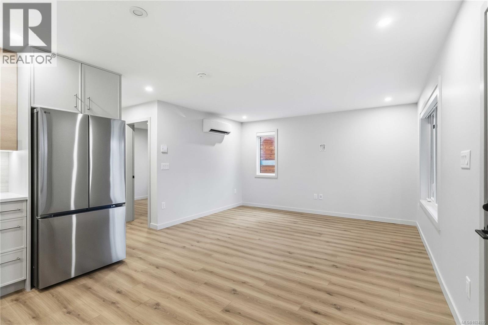 1 1789 Emerson St, Victoria, British Columbia  V8R 2C2 - Photo 6 - 1024920