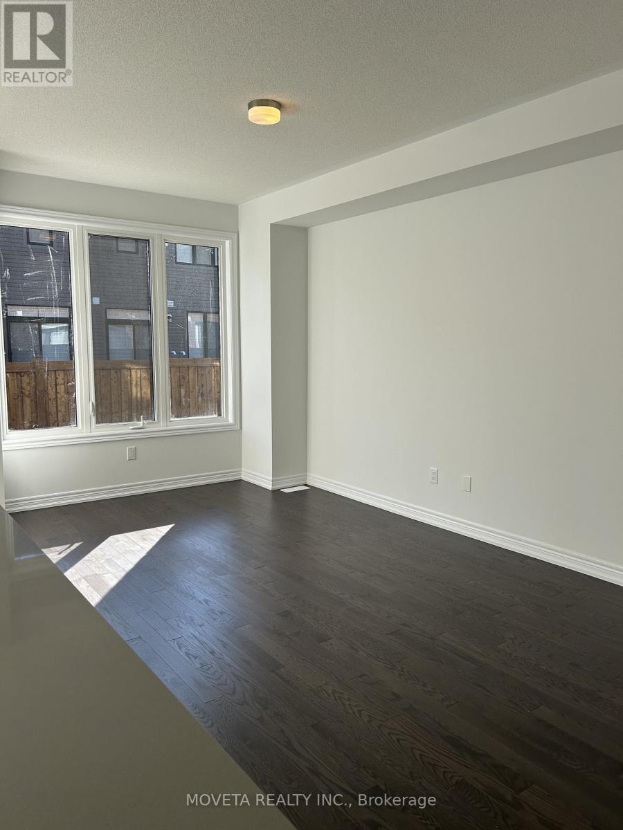 19 Milady Crescent, Barrie, Ontario  L9J 0X3 - Photo 10 - S12751662