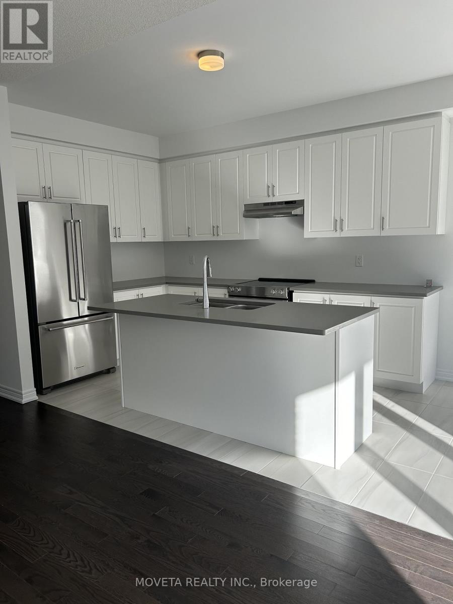 19 Milady Crescent, Barrie, Ontario  L9J 0X3 - Photo 7 - S12751662