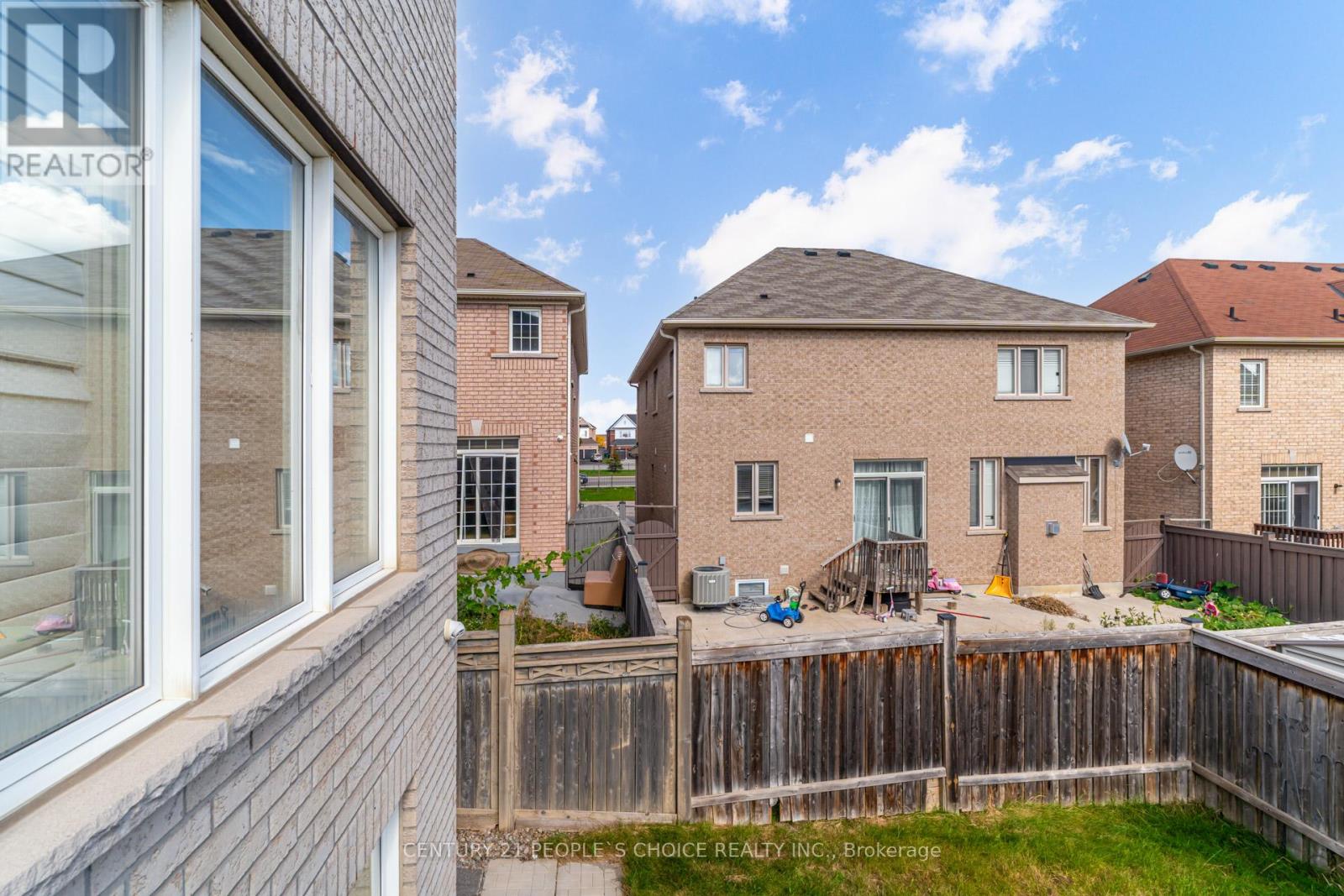 89  Education Road, Brampton, Ontario  L6P 3W3 - Photo 35 - W12751672