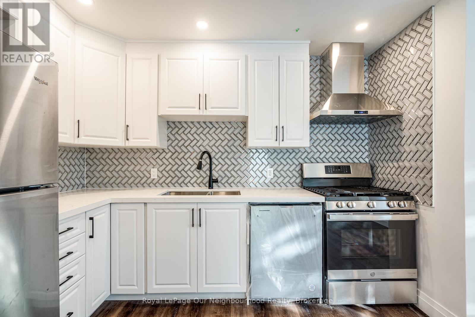 1352 Highway 8-Main Expressway, Hamilton, Ontario  L8E 5K6 - Photo 5 - X12751696