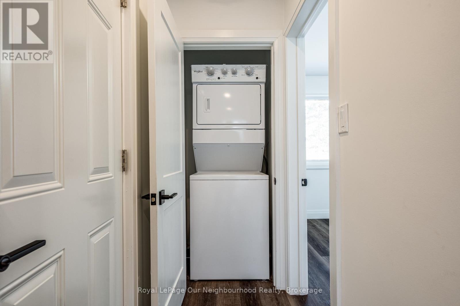 1352 Highway 8-Main Expressway, Hamilton, Ontario  L8E 5K6 - Photo 9 - X12751696