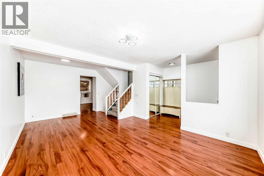 51a Fonda Green Se, Calgary, Alberta  T2A 5S4 - Photo 6 - A2277840