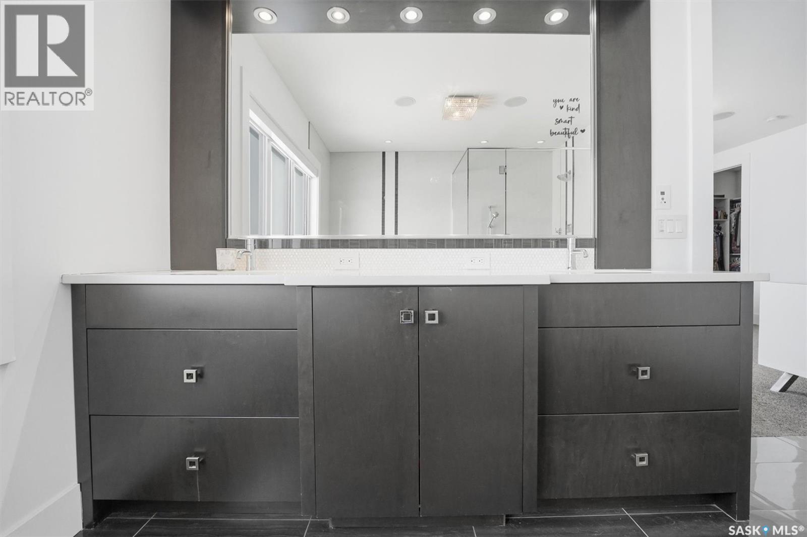 343 Mahabir Court, Saskatoon, Saskatchewan  S7W 0J5 - Photo 27 - SK027746