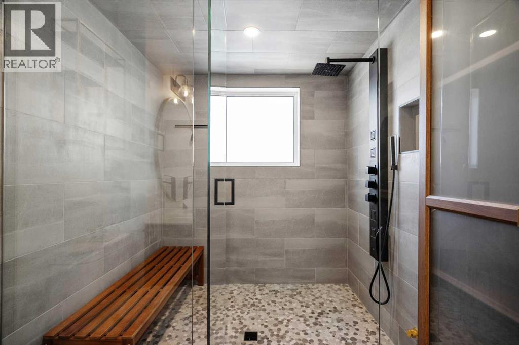 327 Canyon Close, Canmore, Alberta  T1W 1H4 - Photo 35 - A2264303