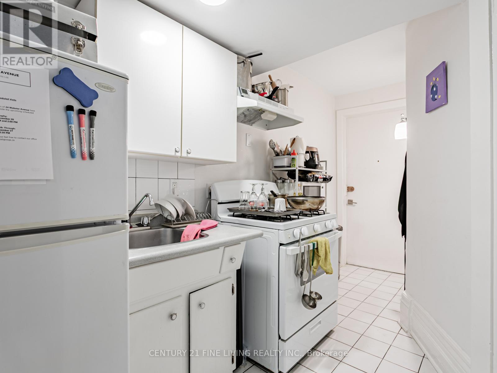 24 Webster Avenue, Toronto, Ontario  M5R 1N7 - Photo 14 - C12751702