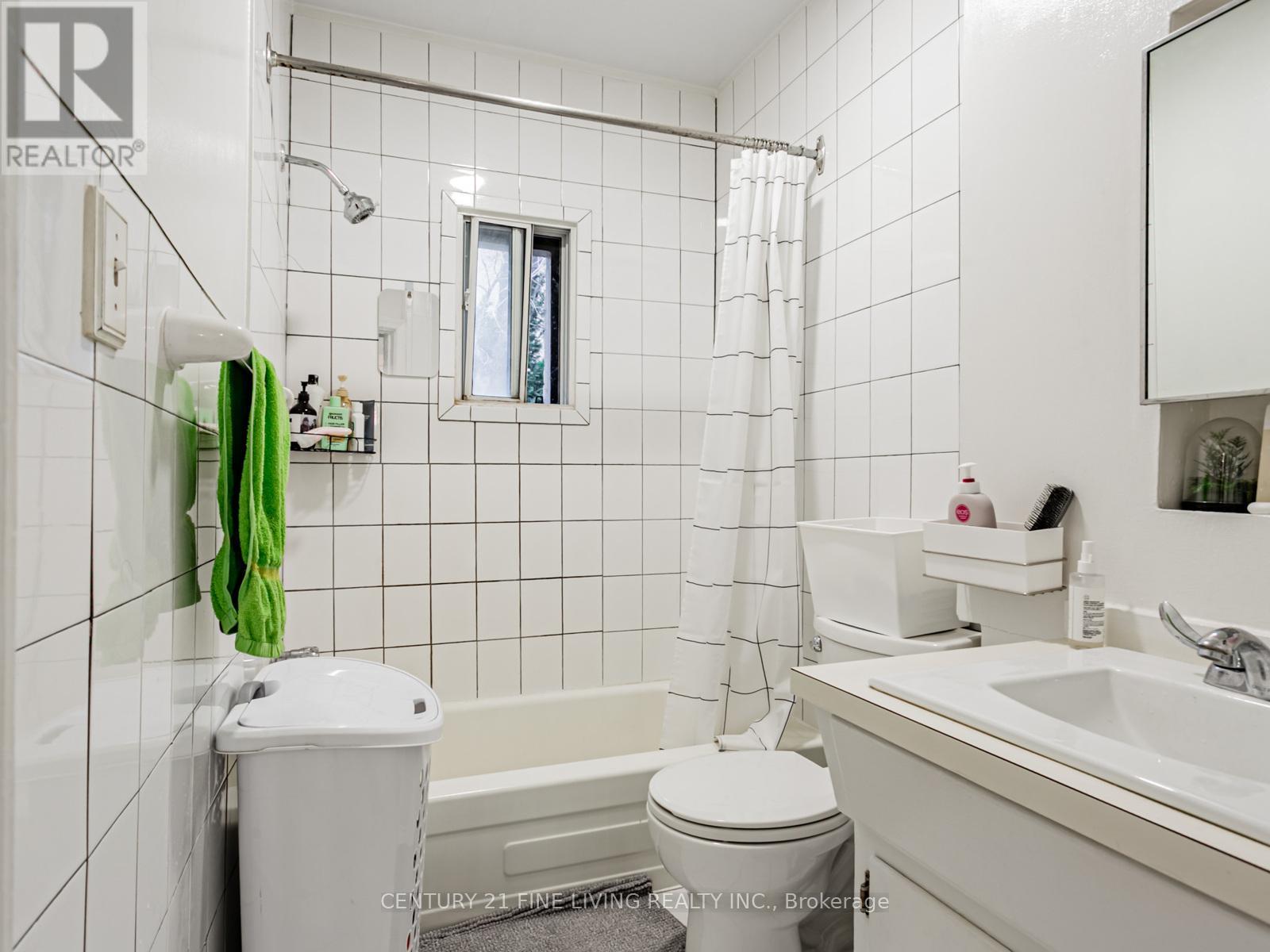 24 Webster Avenue, Toronto, Ontario  M5R 1N7 - Photo 18 - C12751702