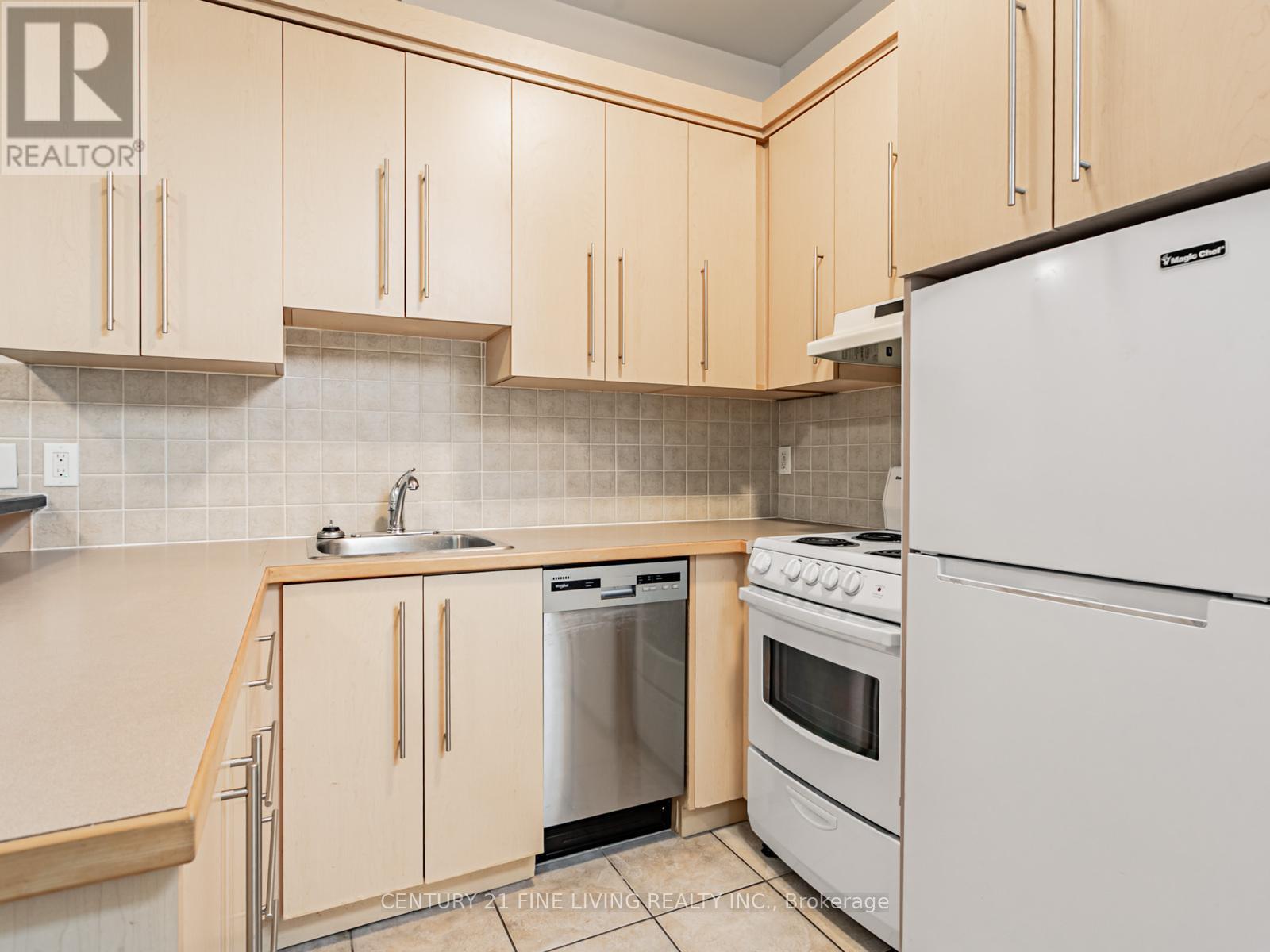 24 Webster Avenue, Toronto, Ontario  M5R 1N7 - Photo 28 - C12751702