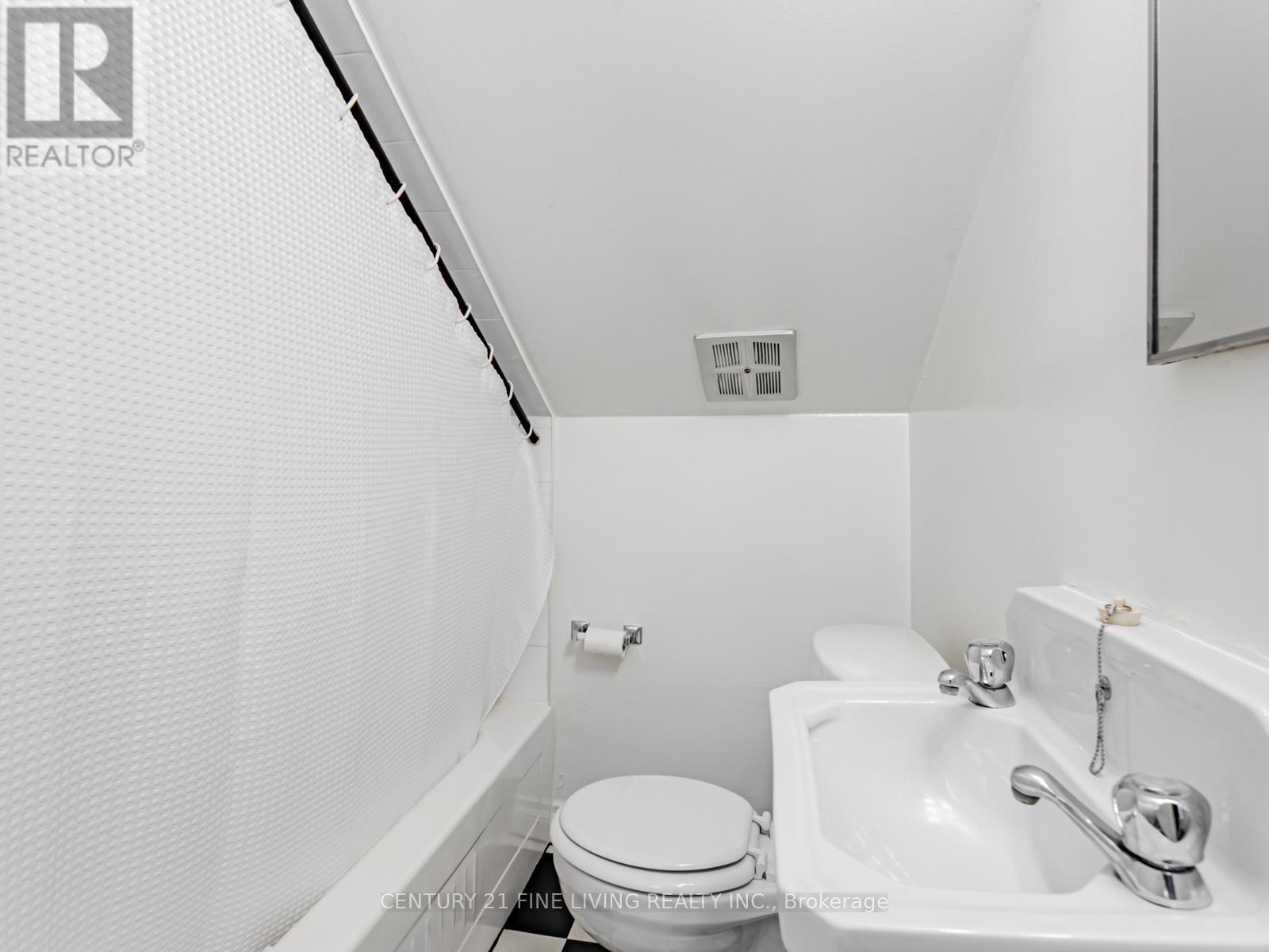 24 Webster Avenue, Toronto, Ontario  M5R 1N7 - Photo 43 - C12751702