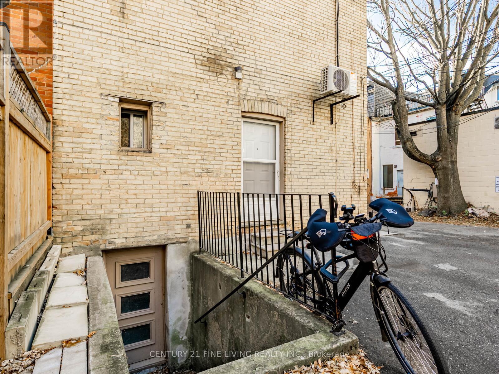 24 Webster Avenue, Toronto, Ontario  M5R 1N7 - Photo 47 - C12751702