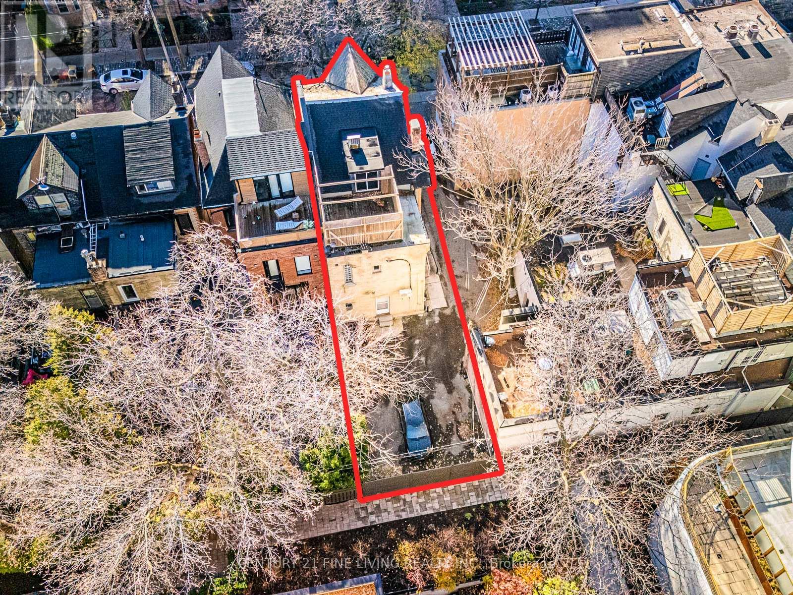 24 Webster Avenue, Toronto, Ontario  M5R 1N7 - Photo 5 - C12751702