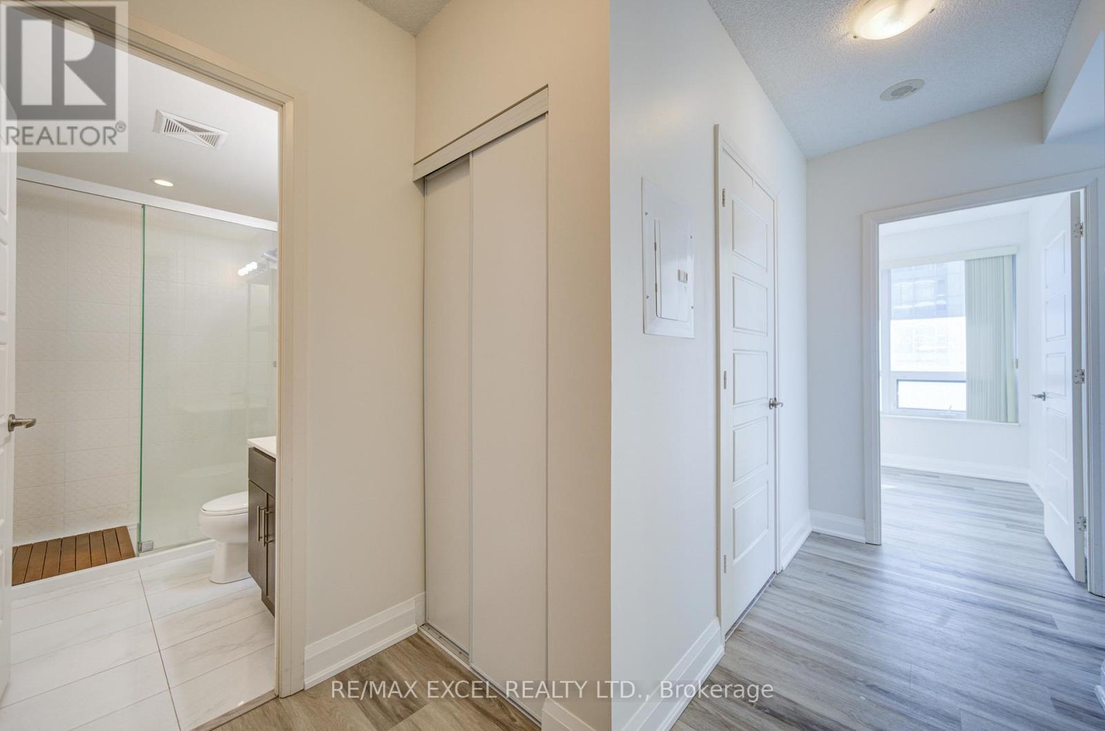 1105 - 68 Canterbury Place, Toronto, Ontario  M2N 0H8 - Photo 6 - C12751718