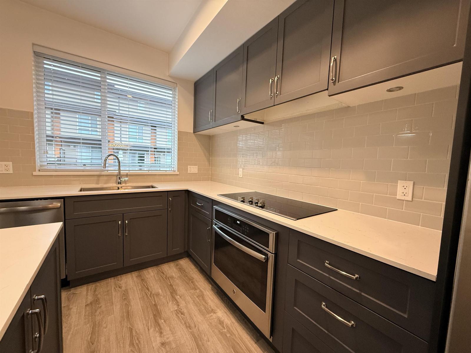 66 15775 Mountainview Drive, Surrey, British Columbia  V3Z 0W7 - Photo 5 - R3085892