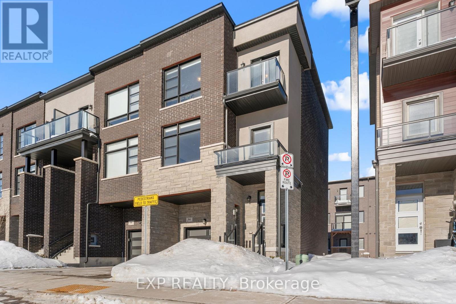 54 Wascana Road, Vaughan, Ontario  L4L 1A7 - Photo 4 - N12751700