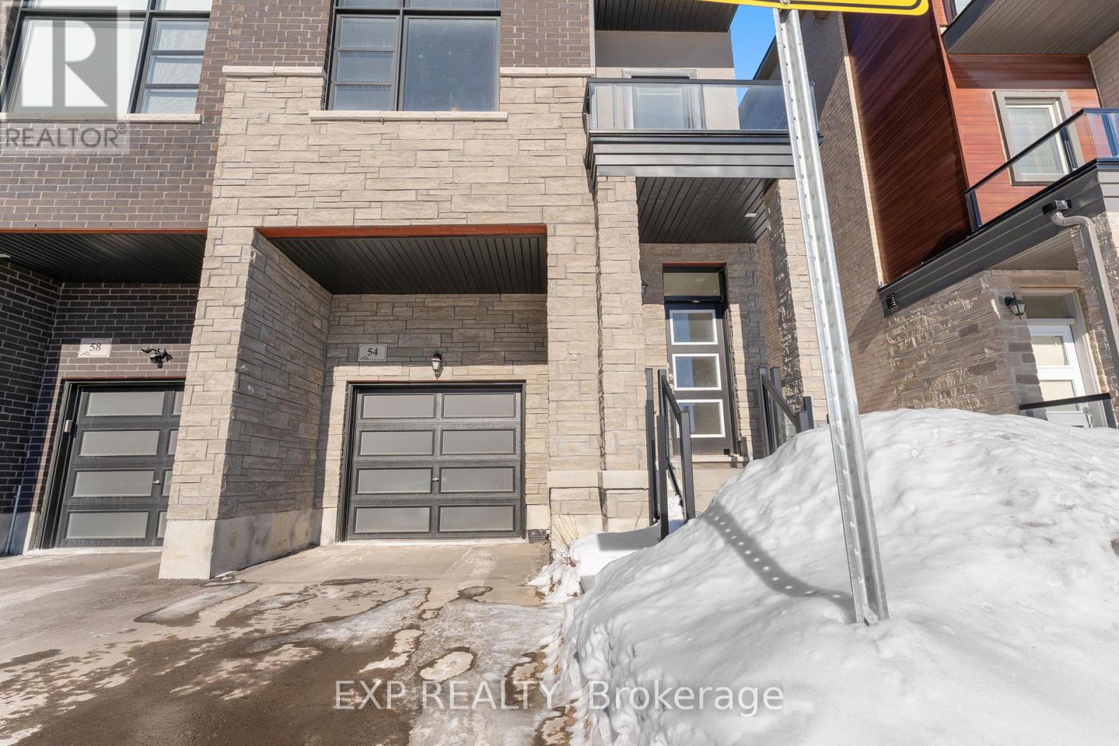 54 Wascana Road, Vaughan, Ontario  L4L 1A7 - Photo 6 - N12751700