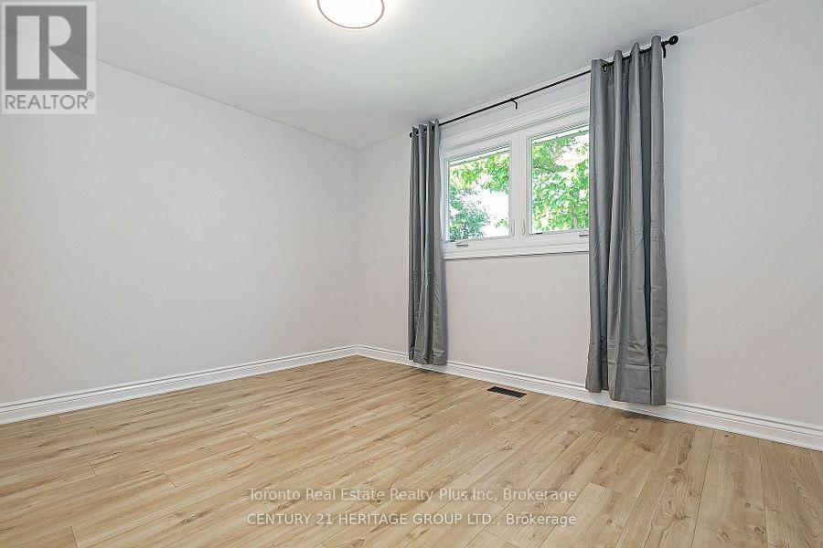 225 Septonne Avenue, Newmarket, Ontario  L3Y 2W5 - Photo 13 - N12751712