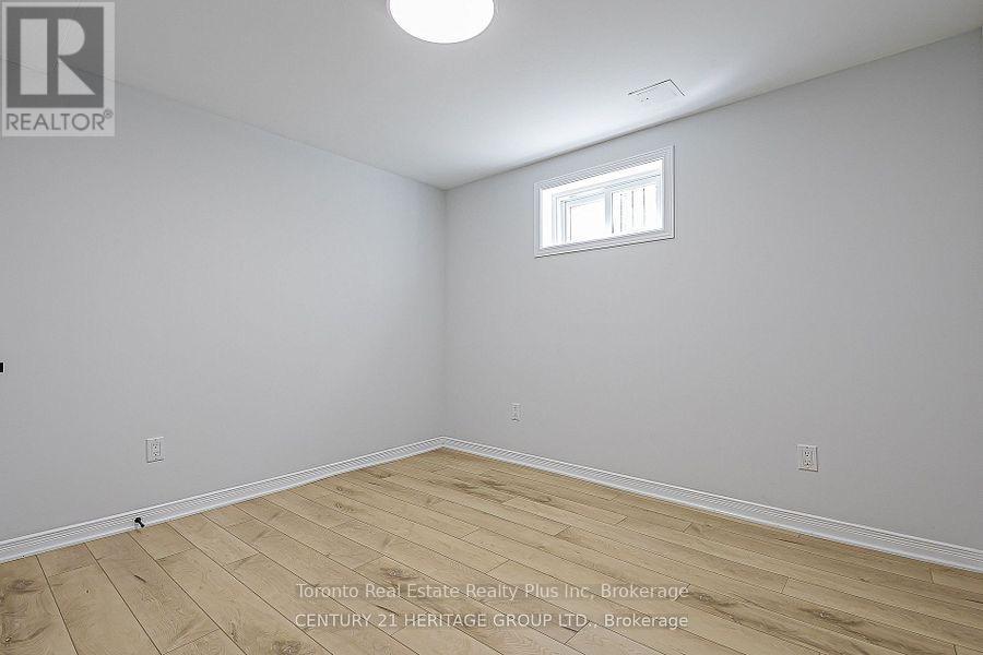 225 Septonne Avenue, Newmarket, Ontario  L3Y 2W5 - Photo 24 - N12751712