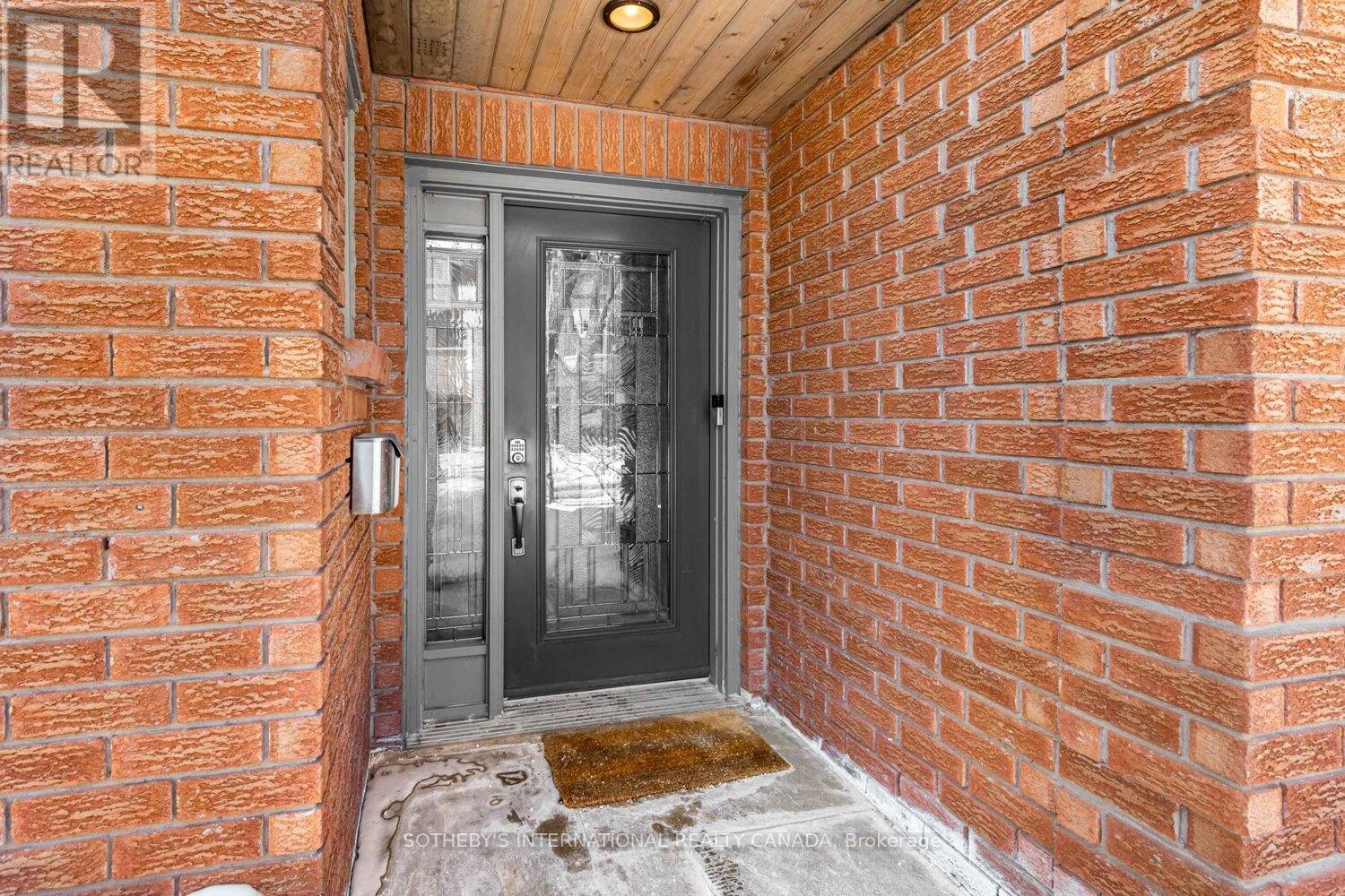 20 - 125 Weldrick Road W, Richmond Hill, Ontario  L4C 3V2 - Photo 3 - N12751738