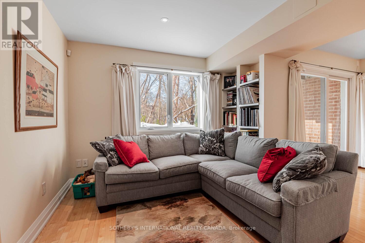 20 - 125 Weldrick Road W, Richmond Hill, Ontario  L4C 3V2 - Photo 31 - N12751738