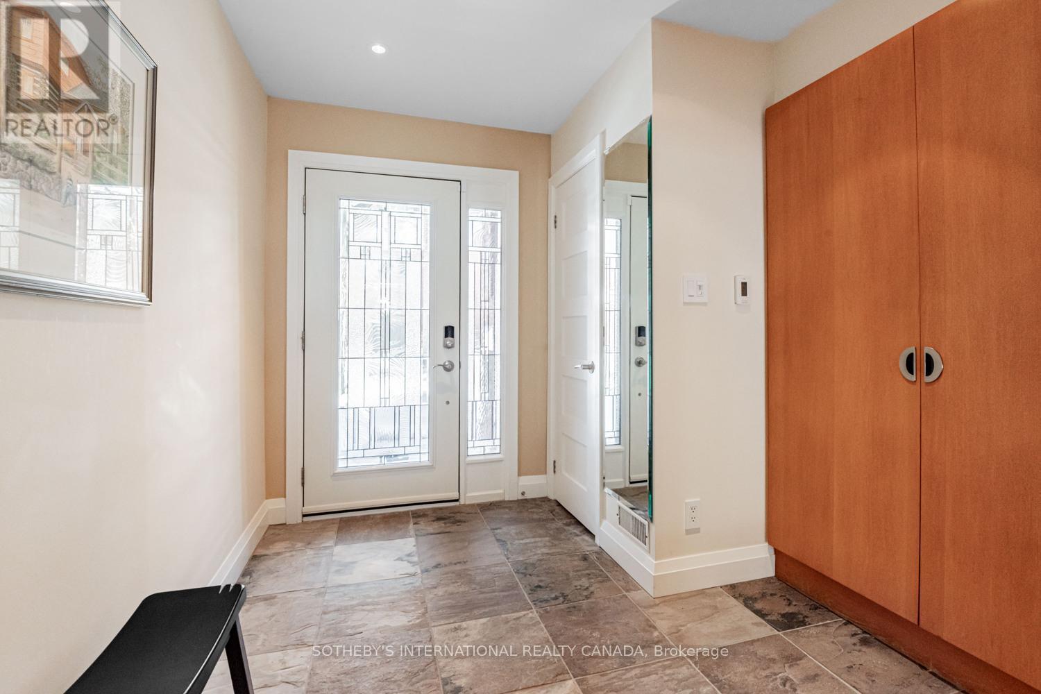 20 - 125 Weldrick Road W, Richmond Hill, Ontario  L4C 3V2 - Photo 4 - N12751738