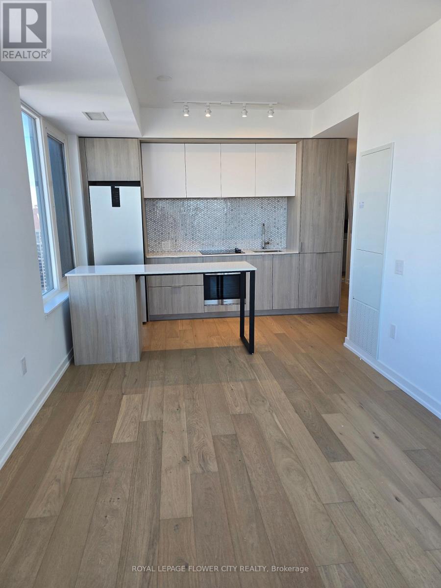 3203 - 395 Square One Drive, Mississauga, Ontario  L5B 0P6 - Photo 15 - W12751692